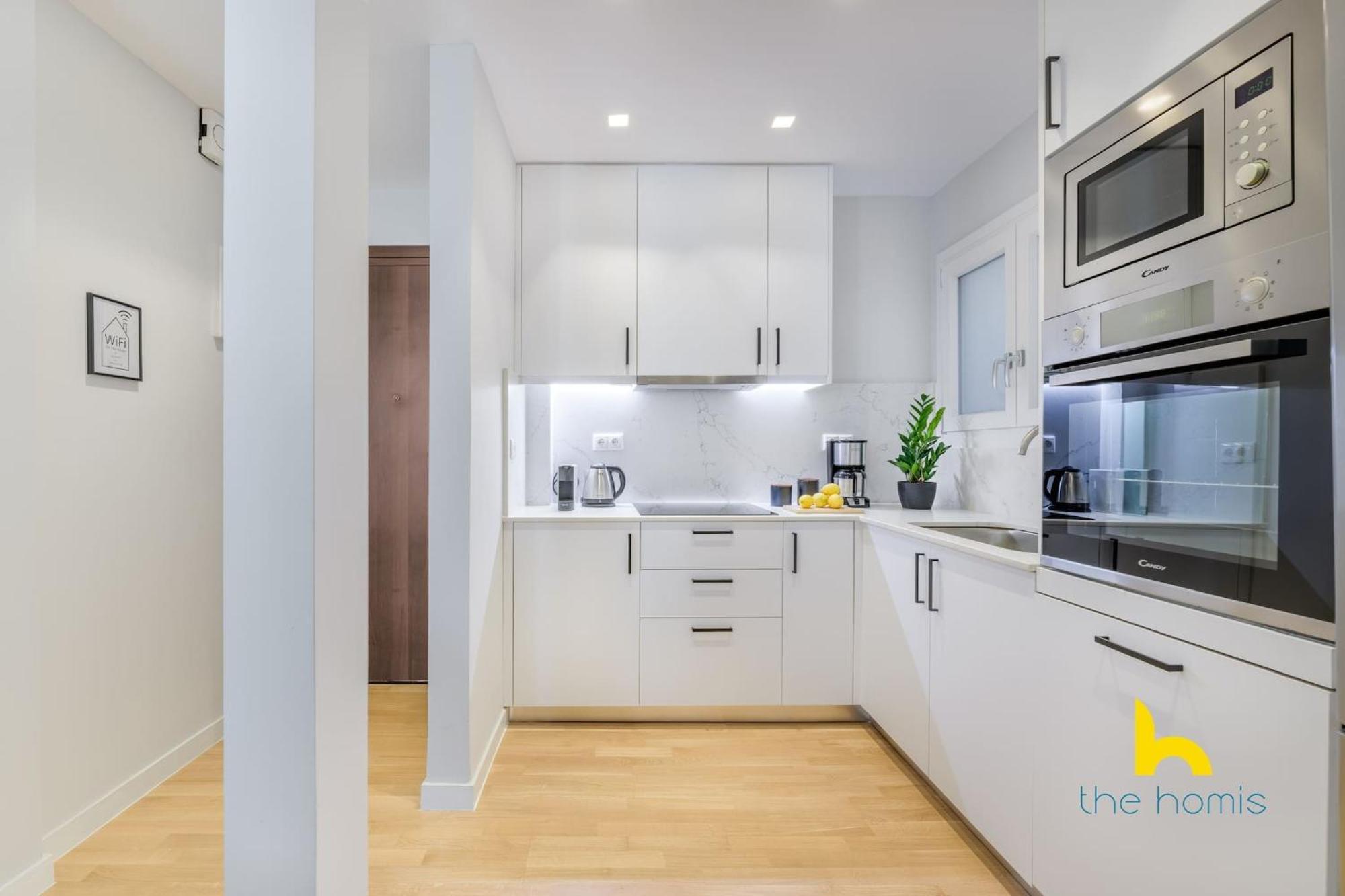 Sun-Splashed 2-Bdr Corner Apartment With Hillside Views! Atene Esterno foto